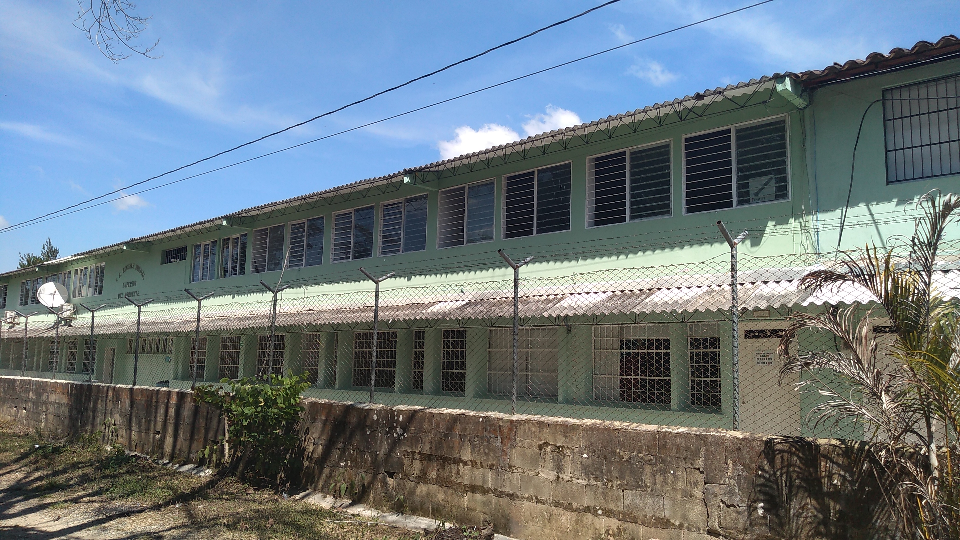 Escuela Normal Superior del Nordeste.jpg